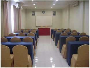 Hotel Zuri Express